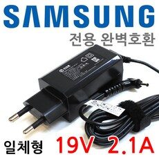 “내 스타일을 완성할 삼성노트북9메탈스티커와 HOT 10. 특별한 아이템으로 일상을 더욱 특별하게!”